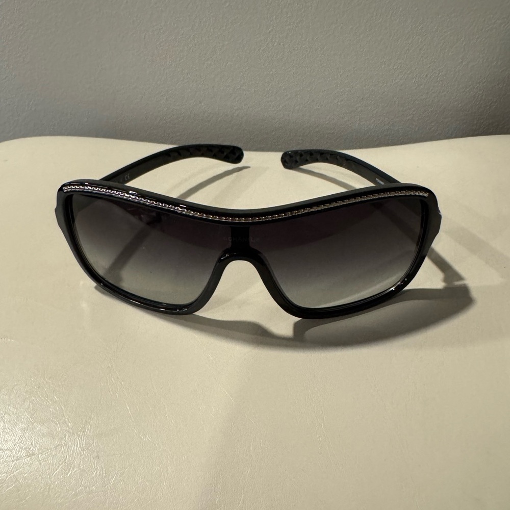 Chanel Sunglasses 6043 Black